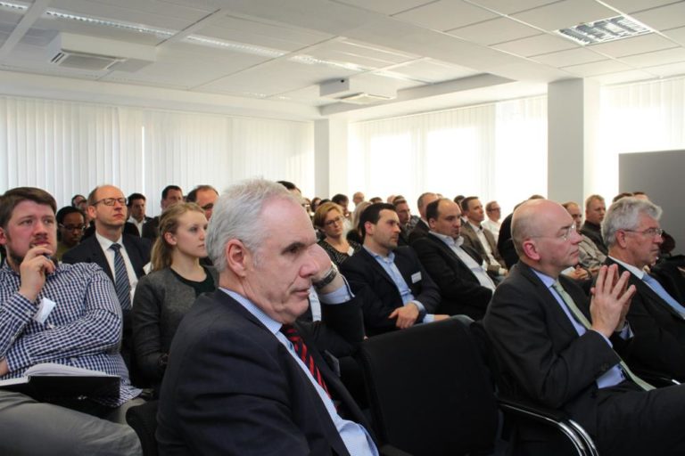 Teilnehmer des 1. Treffen der Regionalen Praxisgruppe Frankfurt